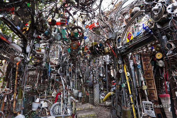 Cathedral Of Junk No 32